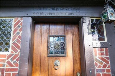 729 N 24th St, Allentown, PA 18104 - photo 4