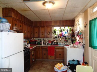 556 Manor St, Lancaster, PA 17603 - photo 4