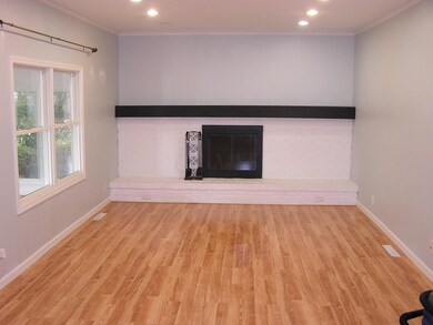 1955 Wilmington Pl 001