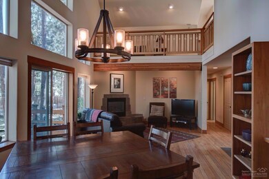 19560 E Campbell Rd, Bend, OR 97702 - photo 5