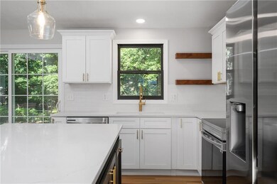 4 Star Ave, Woonsocket, RI 02895 - photo 4