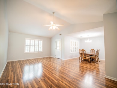 3912 Saylor Ct unit 1, Knoxville, TN 37917 - photo 6