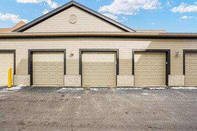 945 Ingleside Ave, Columbus, OH 43215 - photo 3