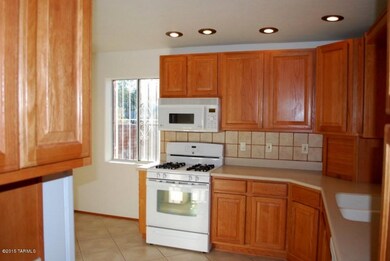2124 E Kleindale Rd, Tucson, AZ 85719 - photo 5