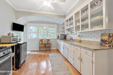 198 Pinckney Rd, Little Silver, NJ 07739 - photo 6