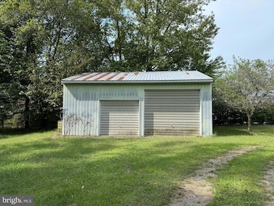 31597 E Line Rd, Delmar, MD 21875 - photo 3