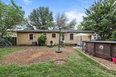 228 W Pecan St, Hurst, TX 76053 - photo 7