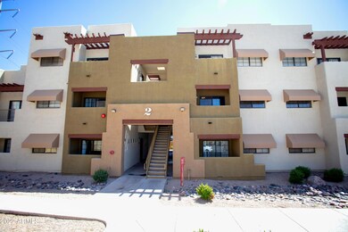03 Front