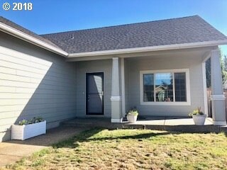 758 Meadowlawn Place, Molalla, OR 97038 - photo 2