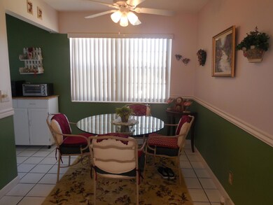 80 Windsor D, West Palm Beach, FL 33417 - photo 5