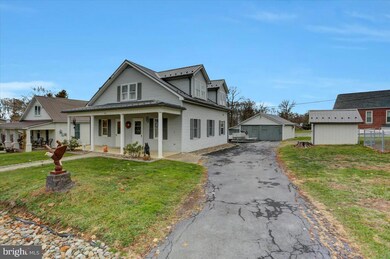 967 Coldspring Rd, Fayetteville, PA 17222 - photo 2