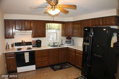 413 Lafayette Ave, Catonsville, MD 21228 - photo 3