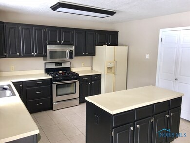 Along with the numerous cabinets....there is a spa