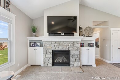2157 Owners Way Dr Byron Center-16