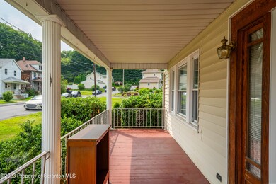 121 Vaughn St, Olyphant, PA 18447 - photo 4