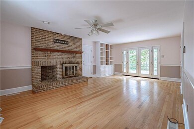 4910 Bridlepath Dr, Macungie, PA 18062 - photo 7