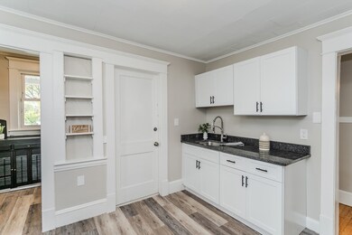 229 Saint James Blvd, Springfield, MA 01104 - photo 2