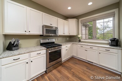 4925 Faringdom Grove-2