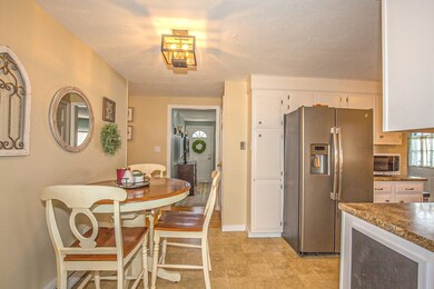 34 Rabideau Dr, Easthampton, MA 01027 - photo 6