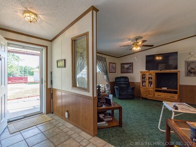 2437 Yorman Rd, Bartlesville, OK 74006 - photo 3