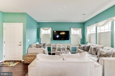 13913 Hollow Wind Way unit 201, Woodbridge, VA 22191 - photo 5