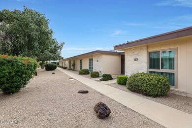 14021 N Palm Ridge Dr W, Sun City, AZ 85351 - photo 7