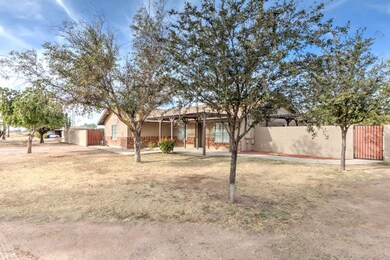 11002 E Grove St-4