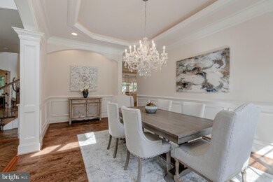 8412 Kingsgate Rd, Potomac, MD 20854 - photo 3