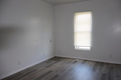 2233 Groveport Rd, Columbus, OH 43207 - photo 5