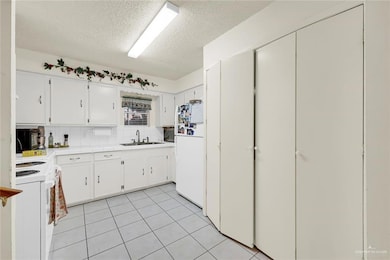 305 W Maple Ave, McAllen, TX 78501 - photo 5