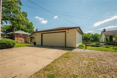 2 car detached garage