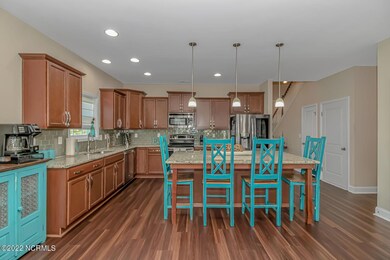 7. KITCHEN