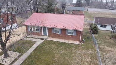 1131 S Winchester Ave, Waynesboro, VA 22980 - photo 7