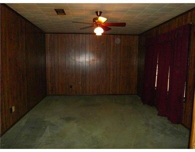 112 Holiday Blvd, Pineville, LA 71360 - photo 2