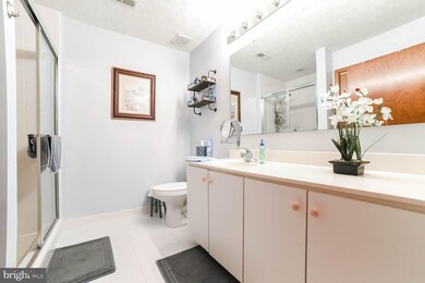 23140 Cobblestone Ln unit 205, California, MD 20619 - photo 7