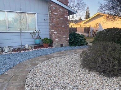 MULANAX FRONT OF hOME 8