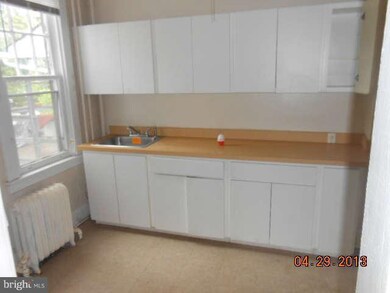 229 S Augusta Ave, Baltimore, MD 21229 - photo 6