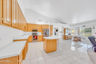 626 E Palo Verde-int-26