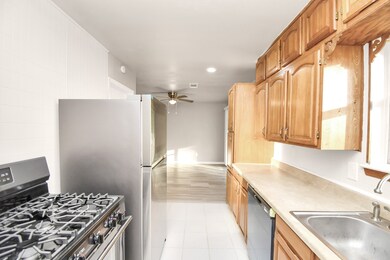 5809 Arthington St, Houston, TX 77053 - photo 7