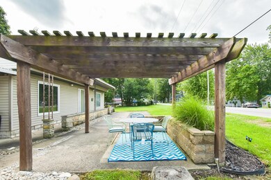232 W Main St-55