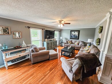 102 Megan Cir, Shelbyville, TN 37160 - photo 7