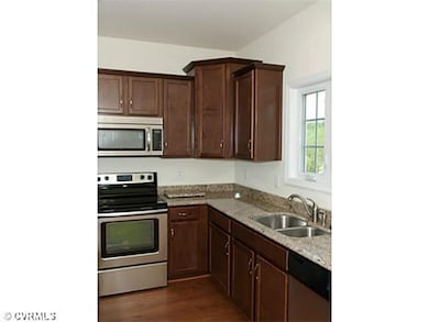 Kitchen - Picture taken from same model in neighbo