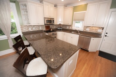 2 Benton Rd unit 3, Somerville, MA 02143 - photo 3