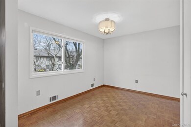 8 Knightsbridge unit A, Poughkeepsie, NY 12603 - photo 5