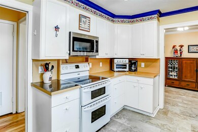 10 Brook Forest Ln, Hurst, TX 76053 - photo 7