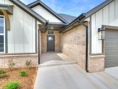 9213 Taggert Ln, Yukon, OK 73099 - photo 3