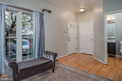 12458 Hadrians Ct, Bristow, VA 20136 - photo 4