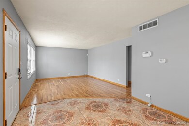 17831 Harvard Ln, Country Club Hills, IL 60478 - photo 4