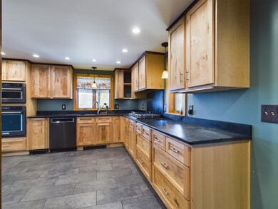 154 Reed Rd, Colebrook, NH 03576 - photo 6