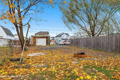 232 E Church St, Nanticoke, PA 18634 - photo 3